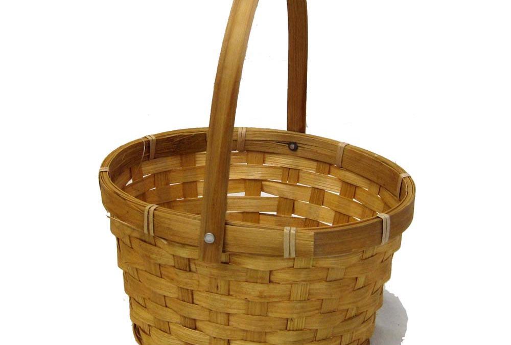 Swing Handle Oval Bamboo Basket 7in (Honey)